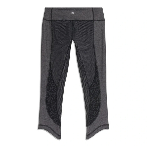 Lululemon Wunder Under Crop Pants Sashiko Diamond Dot Black Women's Size 8 - Picture 1 of 6